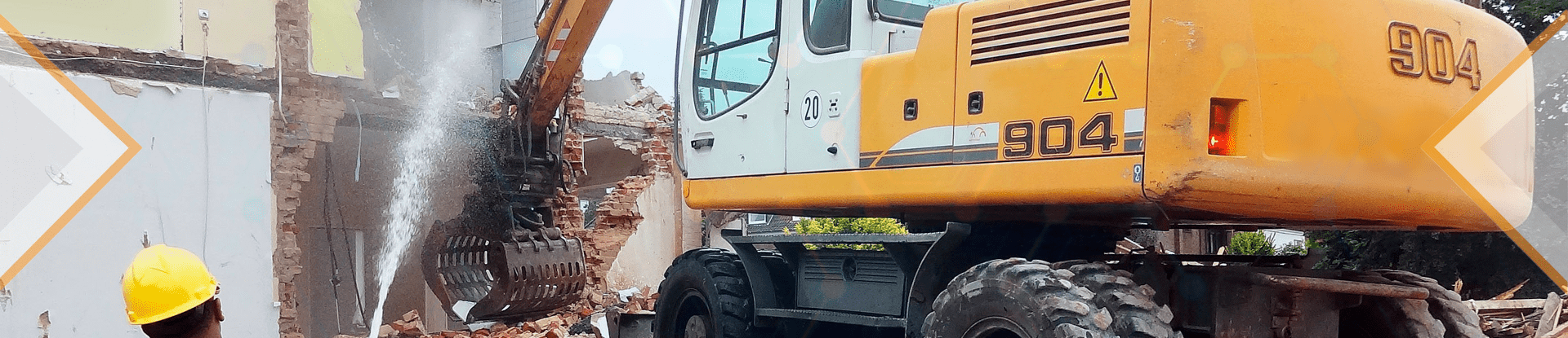 Pros and cons of an excavator with tires